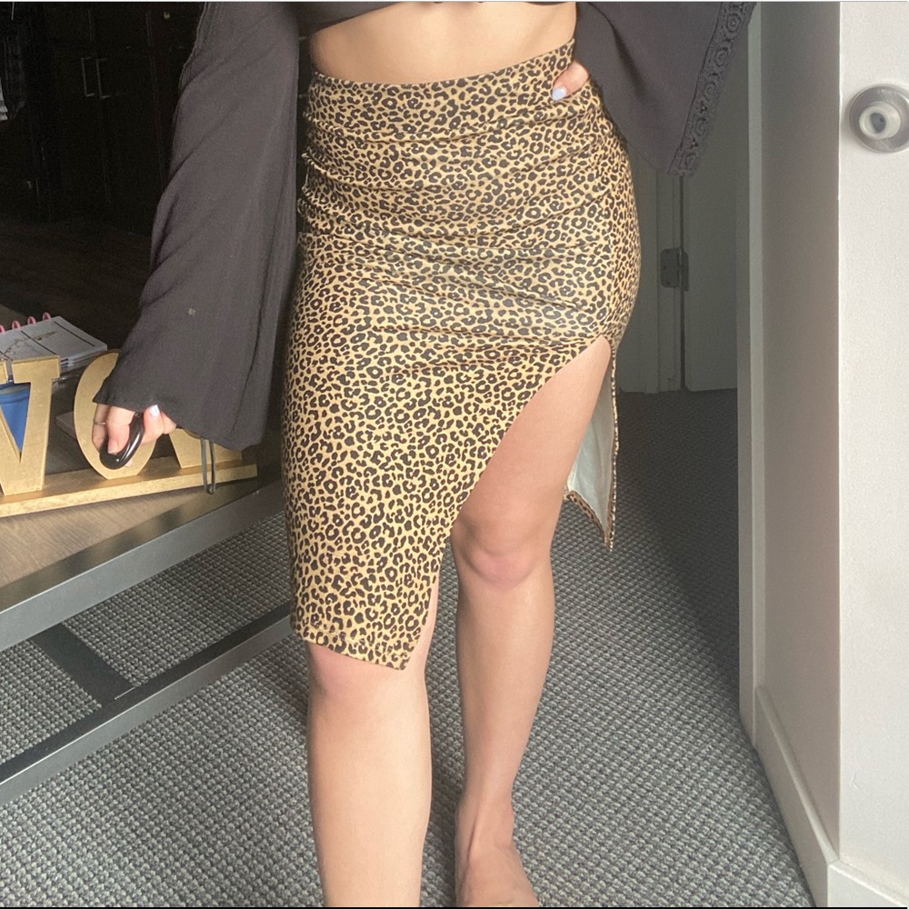 Midi Cheetah Skirt from Forever 21